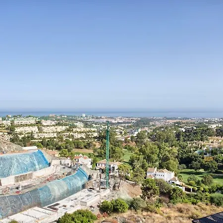 Apartment Penthouse In Valley Heights *