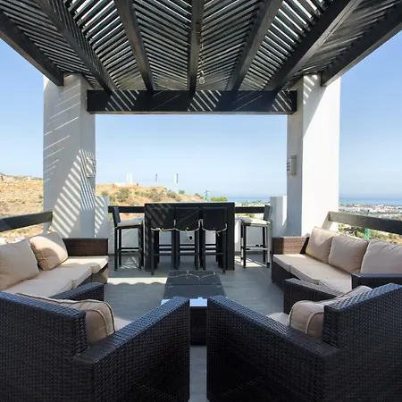 Penthouse In Valley Heights