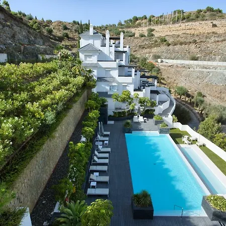 Apartment Penthouse In Valley Heights Benahavis